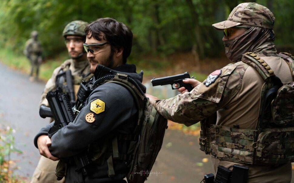 Pistole, Waffe, Person,